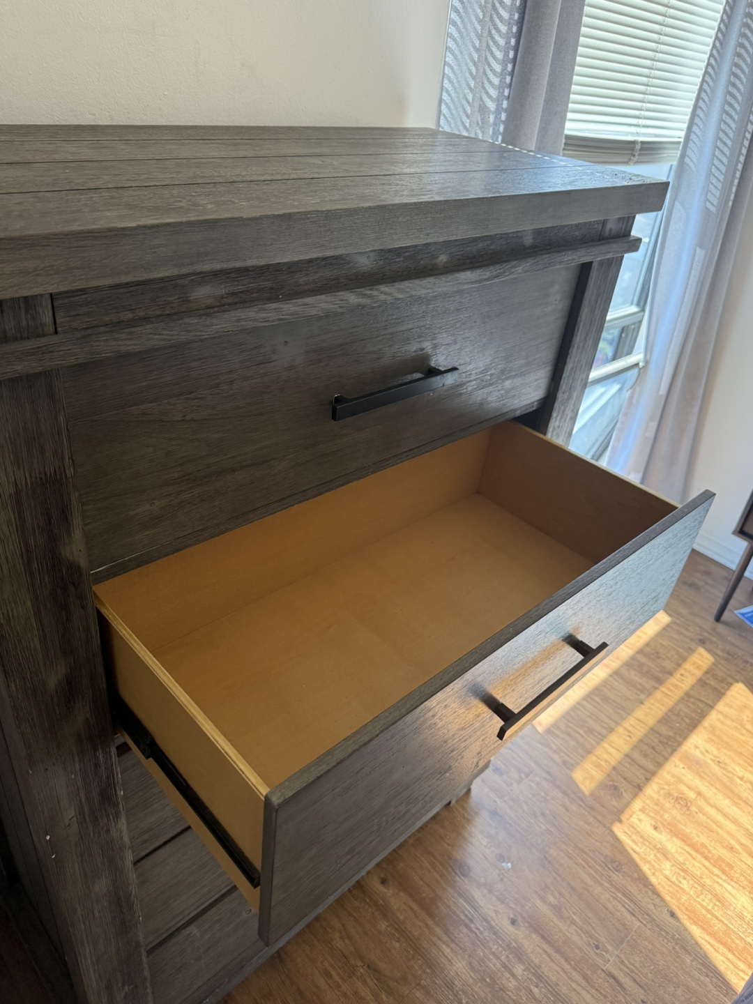 Five-Drawer Dresser - Gray Wood - photo 2