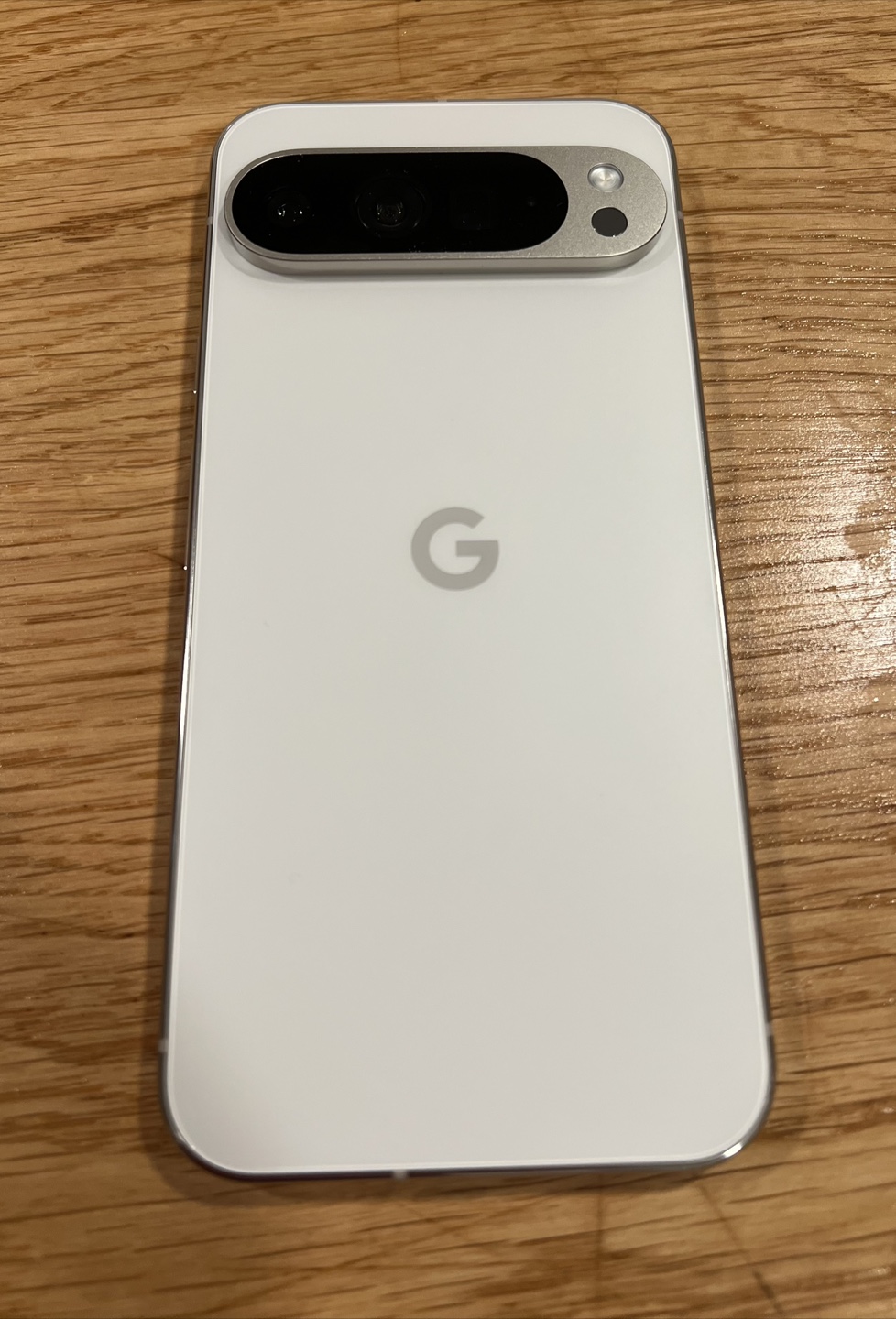 Google Pixel 9 Collection 128Gb White Smartphone w/ Display Case - photo 4