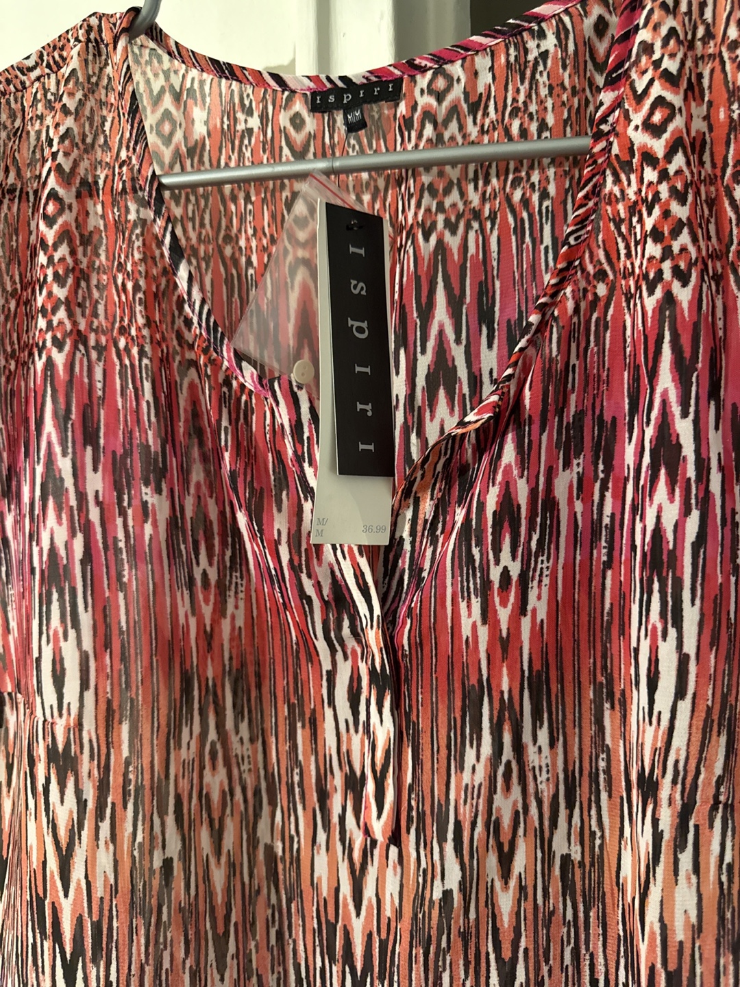 ISpiri Women's Size M Red and Pink Abstract Print Blouse