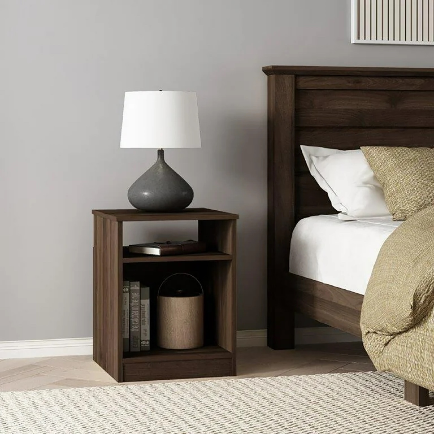 2 Matching Nightstands / End Tables - photo 4