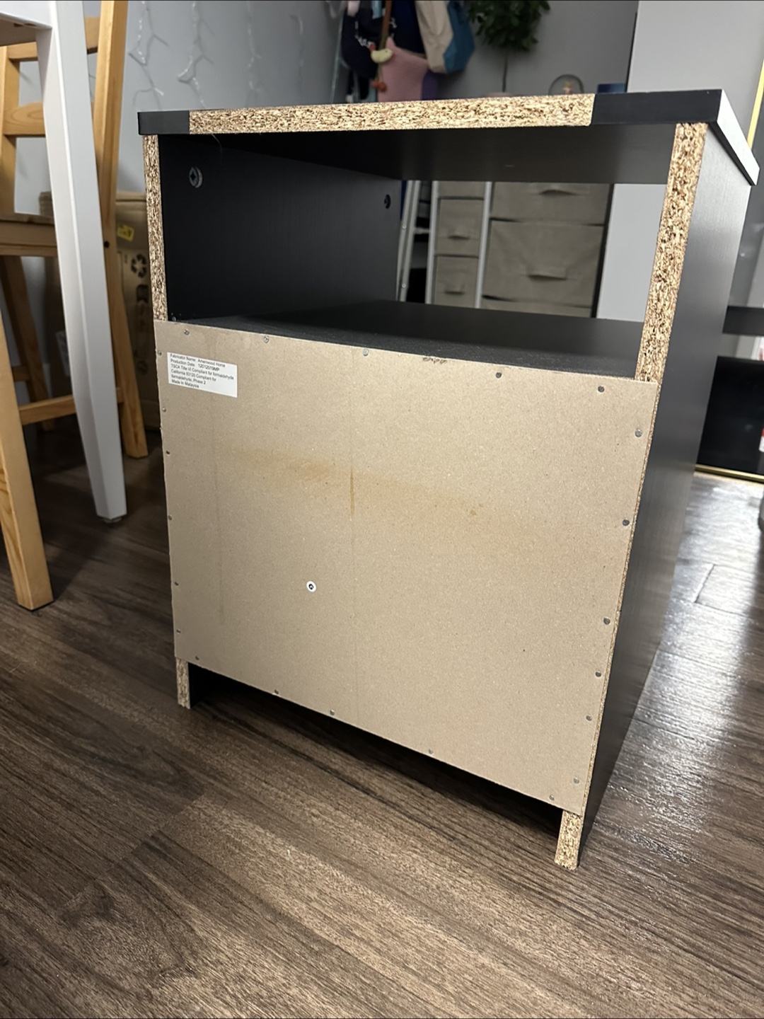 2 Matching Nightstands / End Tables - photo 2