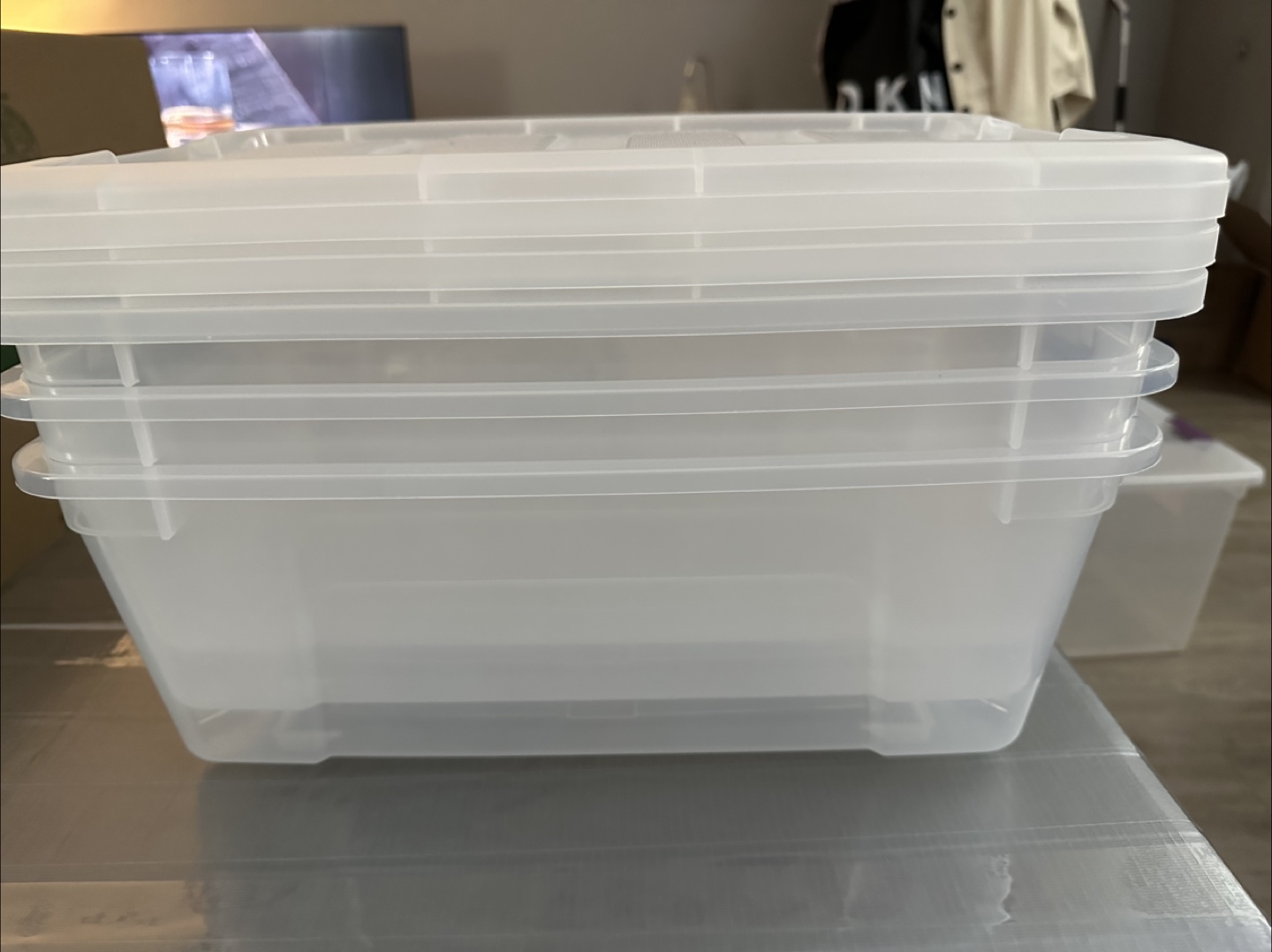 Clear Plastic Storage Bins with Lids - 3 pcs - photo 3