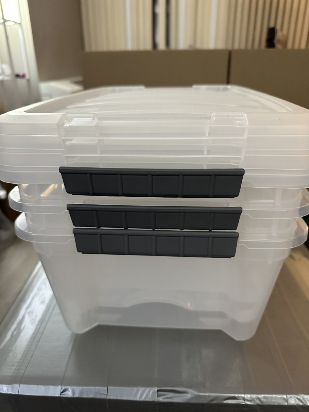 Clear Plastic Storage Bins with Lids - 3 pcs