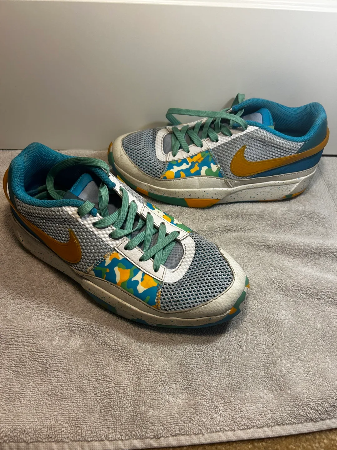 Ja Morant basketball shoes image indicator(2)