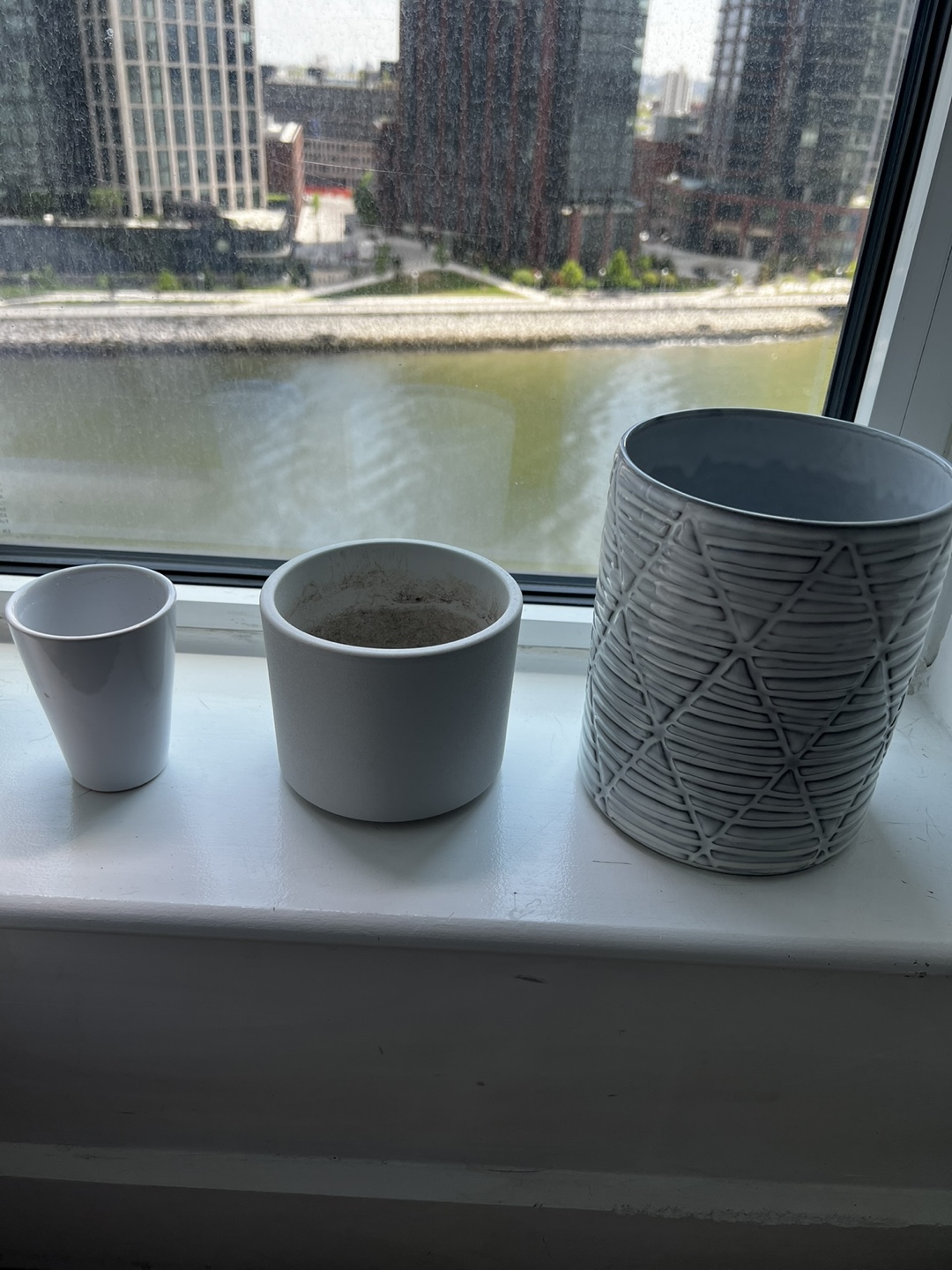 Set of 3 Ceramic Pots