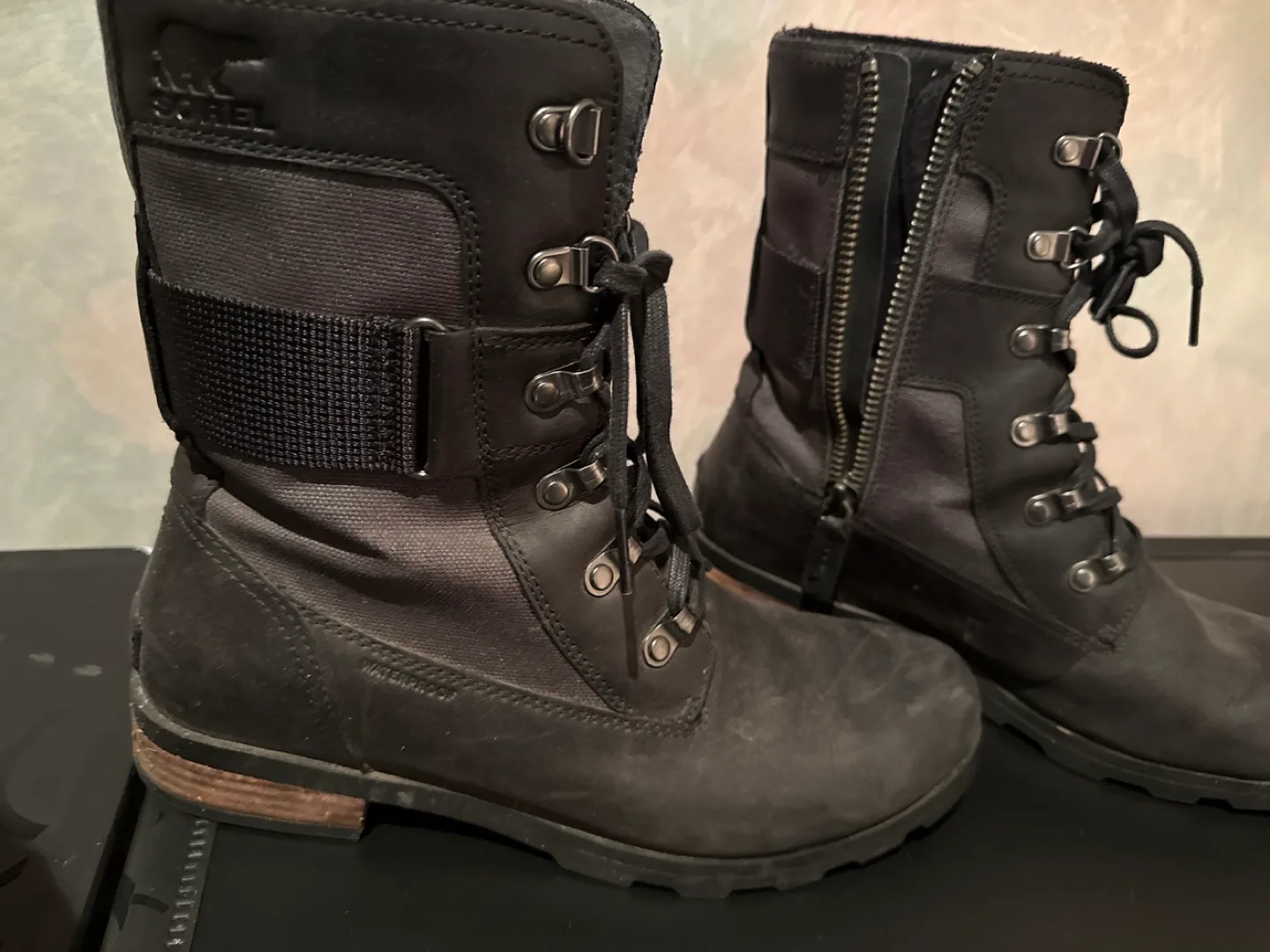 Combat boot thumbnail