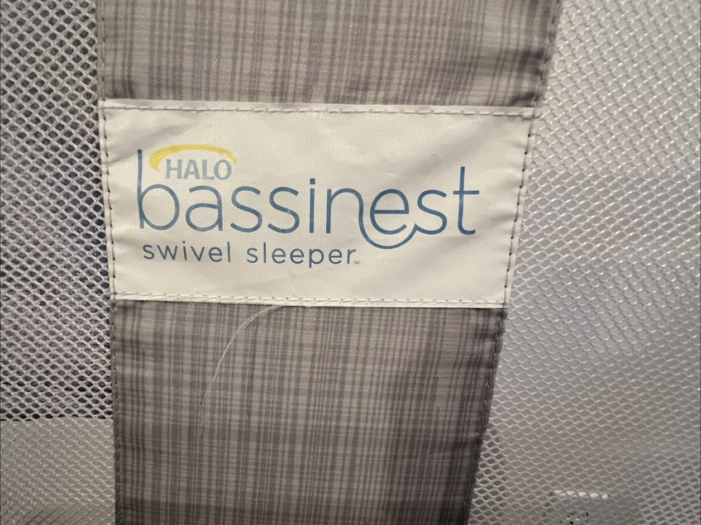 Halo Bassinest Swivel Sleeper - photo 4