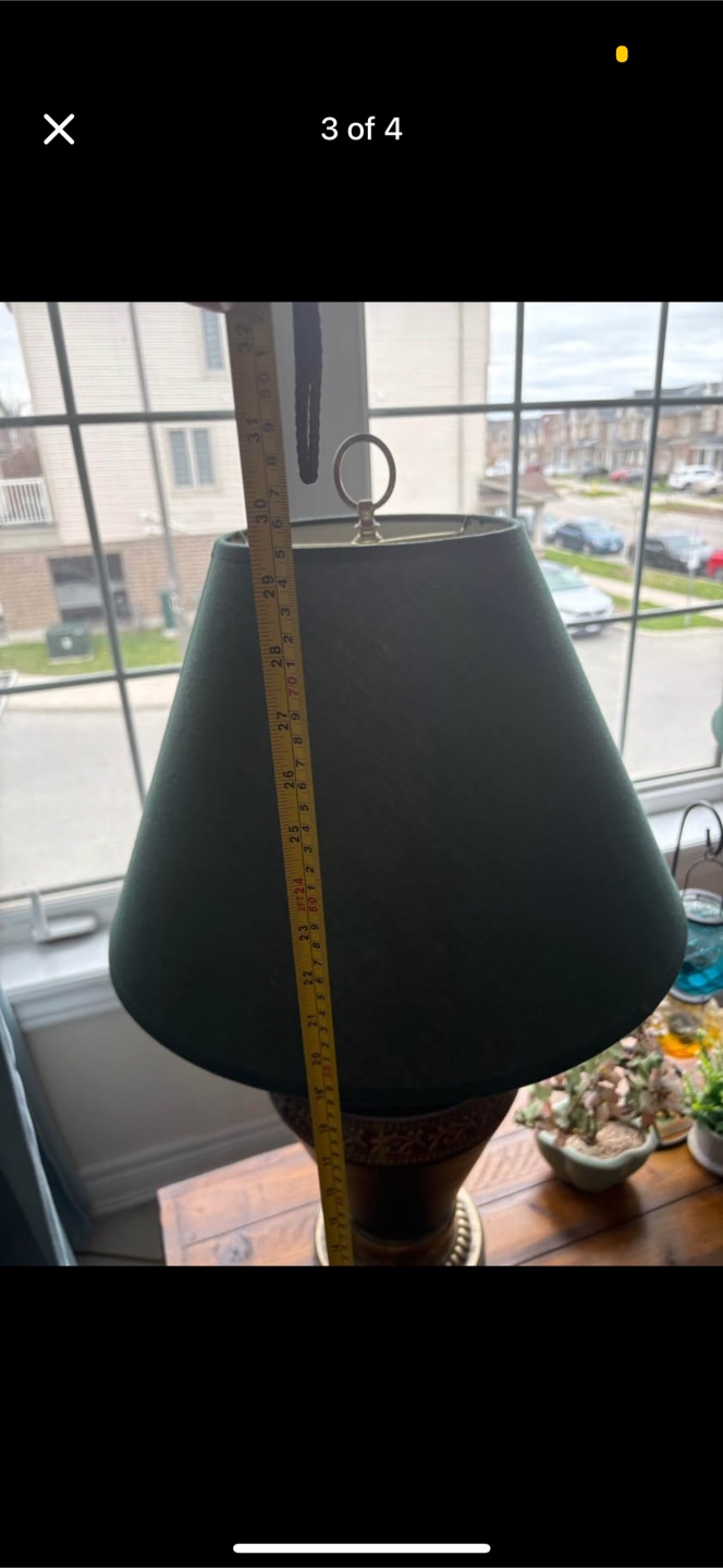 Pair of Elegant Table Lamps with Green Shades - photo 4