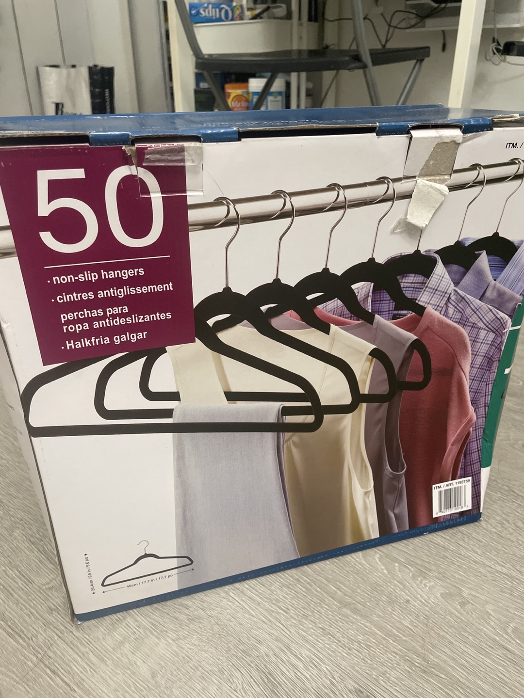 40 of 50 Pack New Non-Slip Velvet Hangers