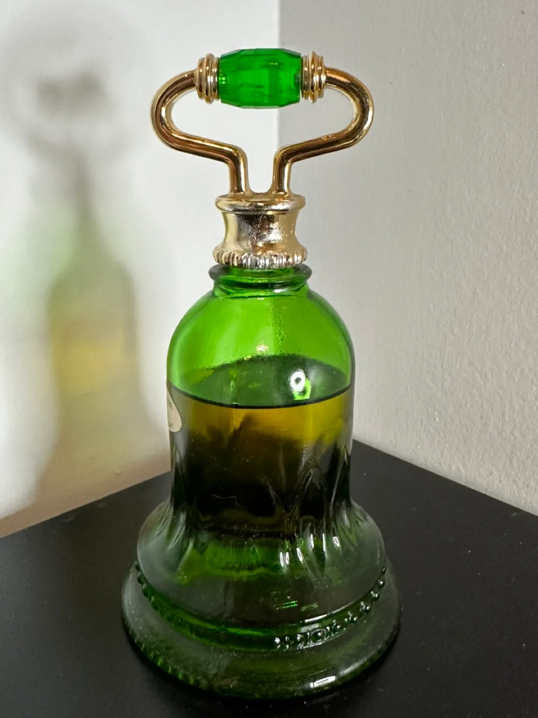 Vintage Avon Sweet Honesty Perfume Green Bottle image indicator(4)