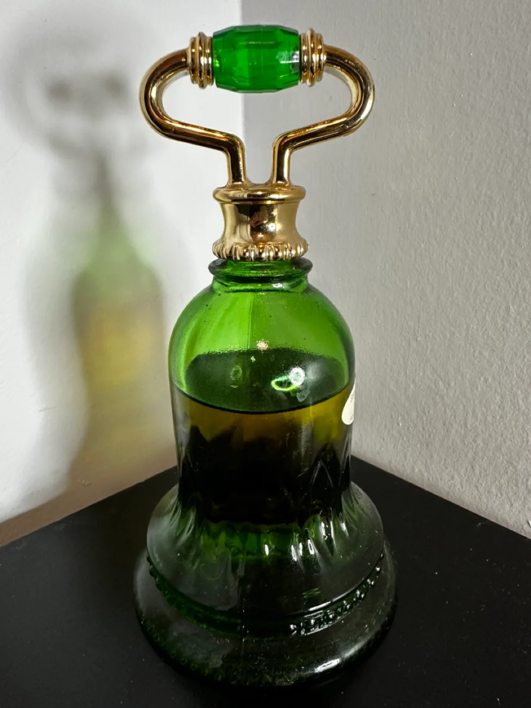 Vintage Avon Sweet Honesty Perfume Green Bottle image indicator(3)