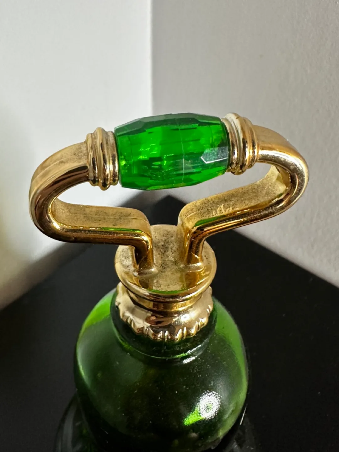 Vintage Avon Sweet Honesty Perfume Green Bottle image indicator(5)