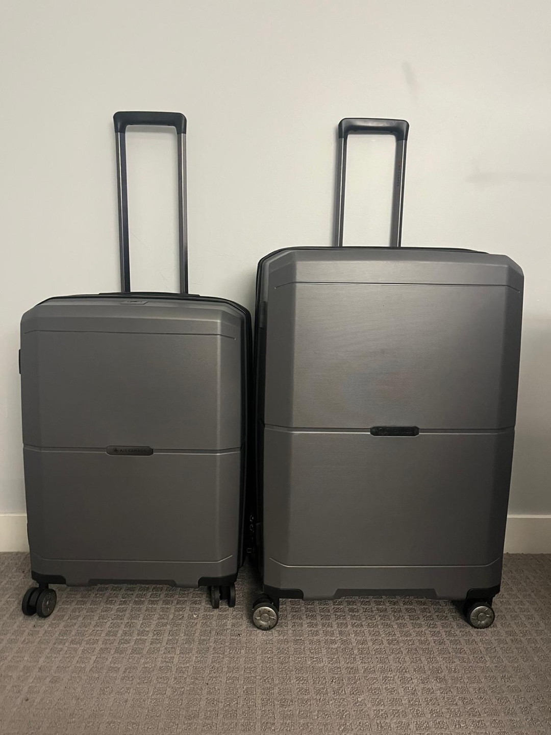 Air Canada Maple Leaf Collection 2-Piece Luggage Set - Charcoal