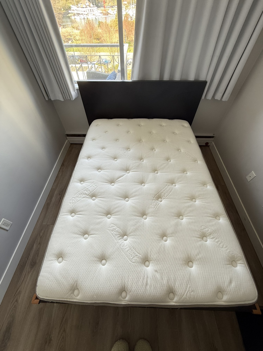 Double bed mattress