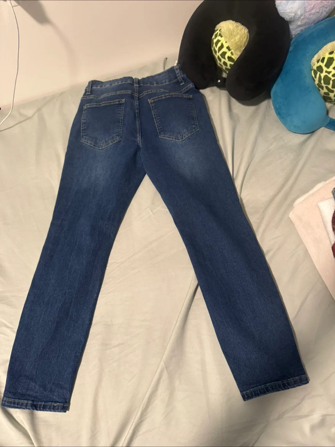 Men's Size 30 Dark Wash Skinny Jeans thumbnail