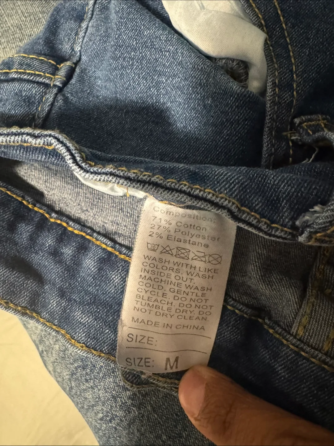 Women's Medium Wash Dark Blue Jeans image indicator(3)