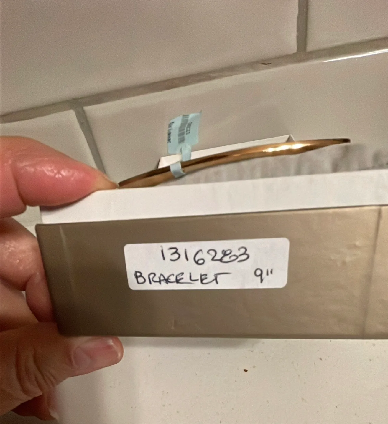 Misaki Rose Gold Bracelet with Crystals image indicator(5)