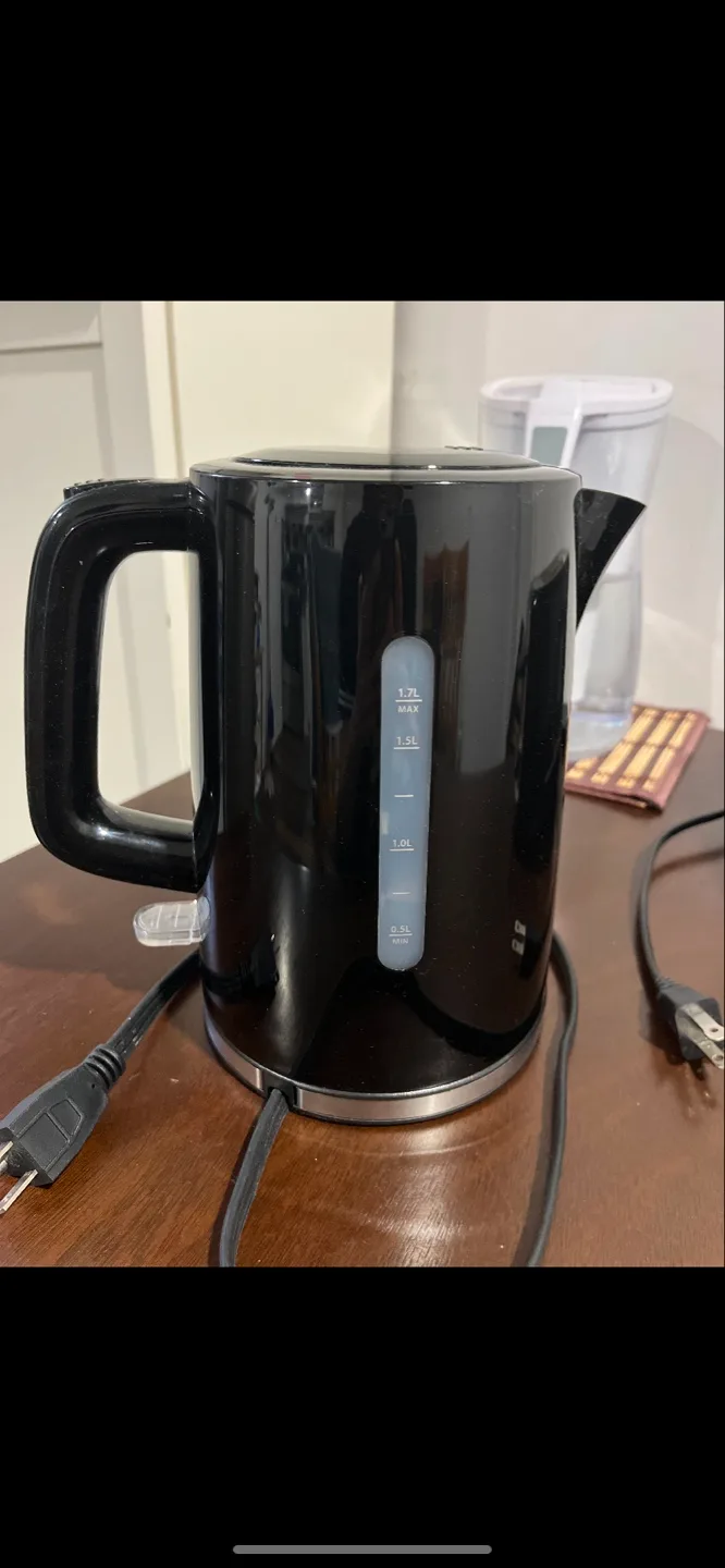 Black Electric Kettle - 1.7L thumbnail