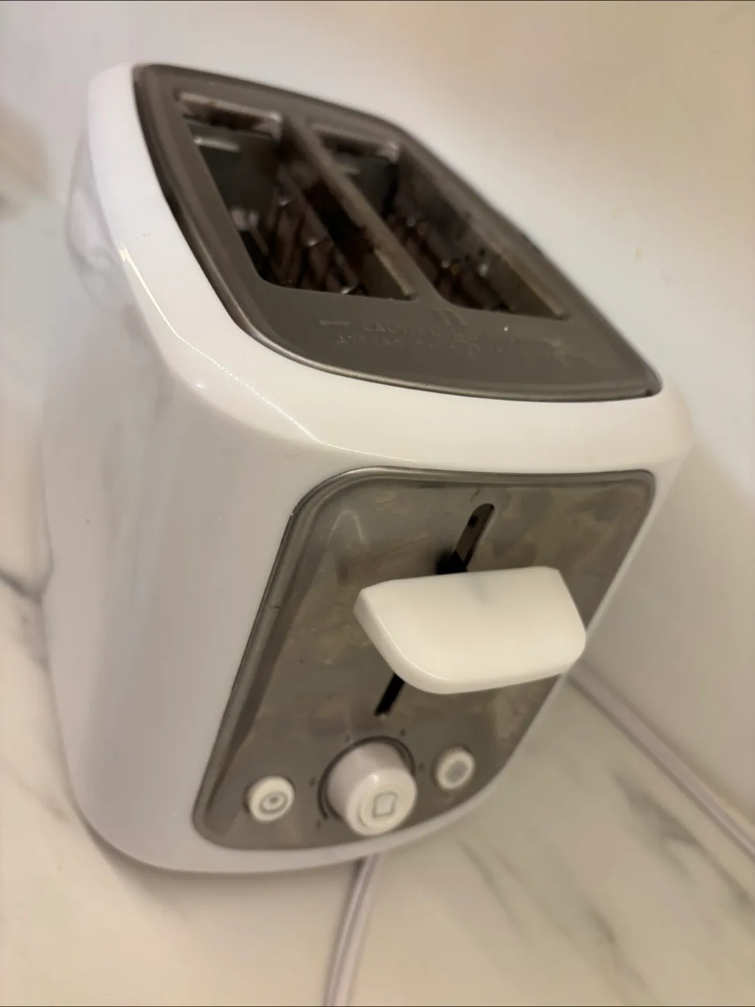 White Two-Slice Toaster thumbnail