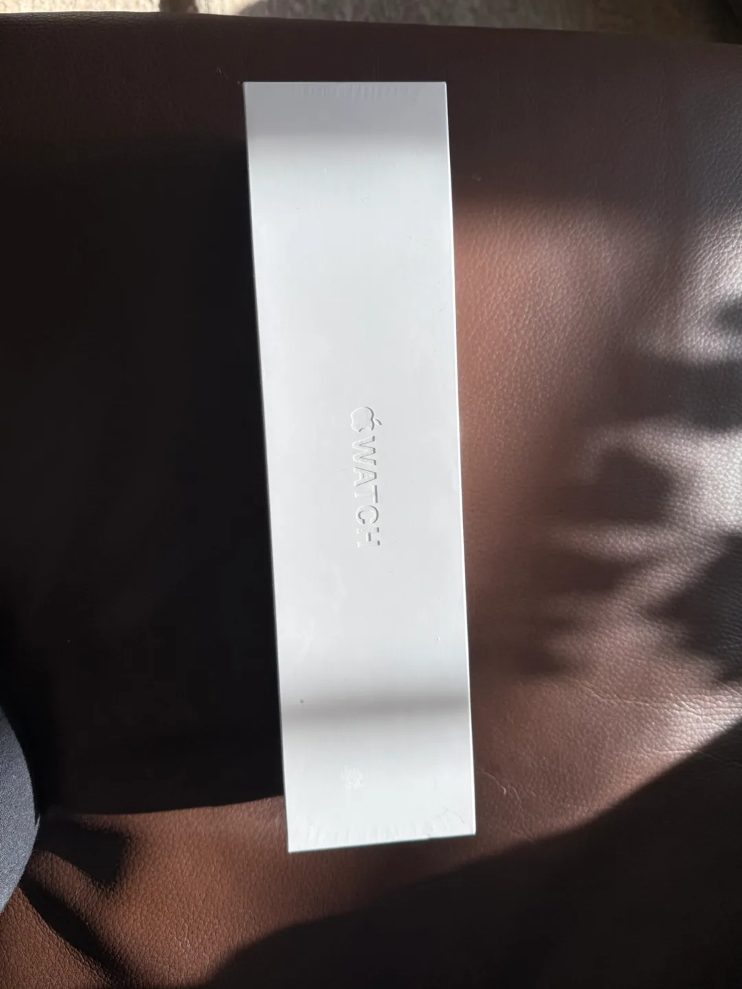 Unused / Sealed Apple Watch Series 5 image indicator(2)