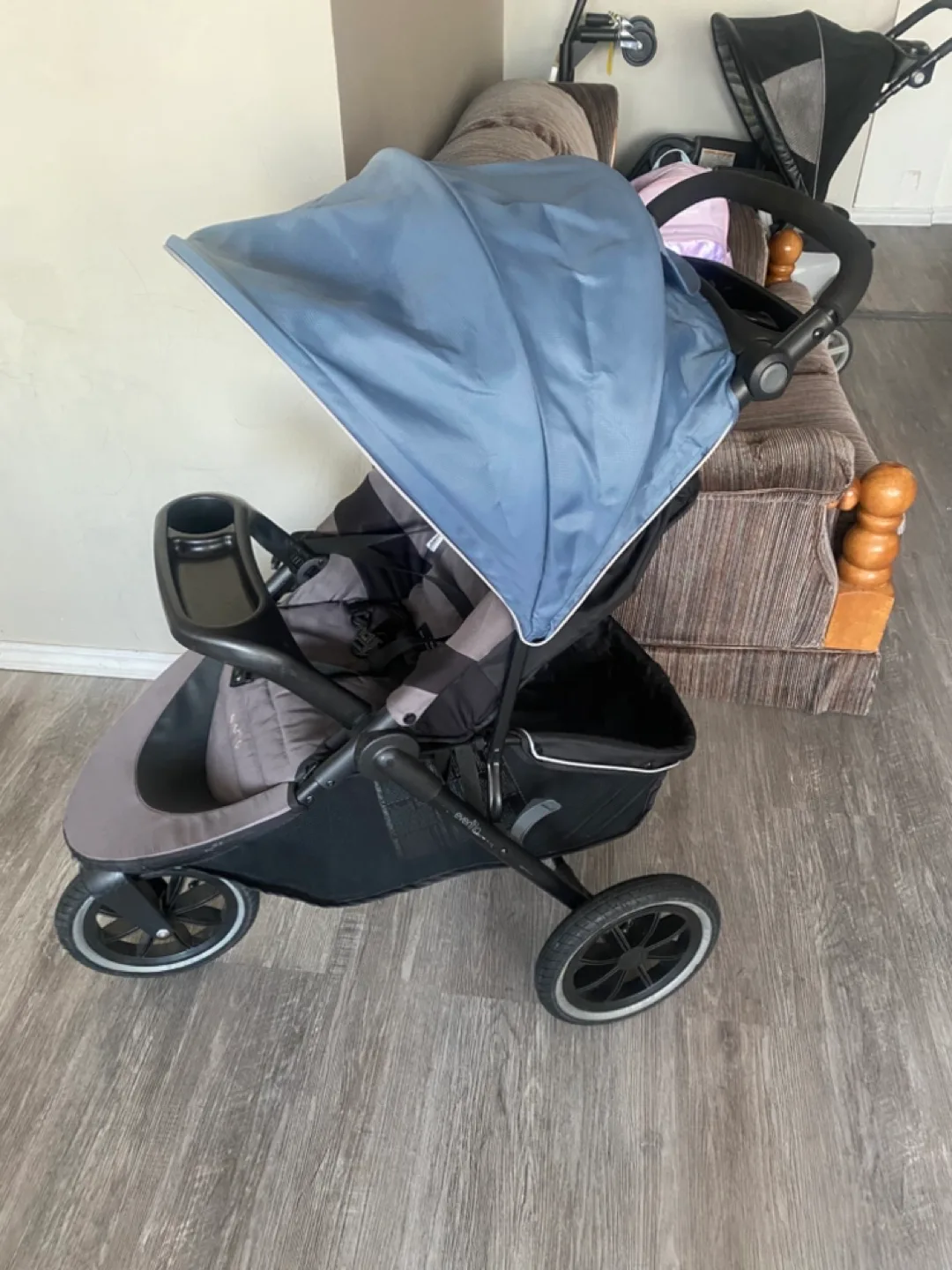Evenflo Pivot X jogging stroller thumbnail