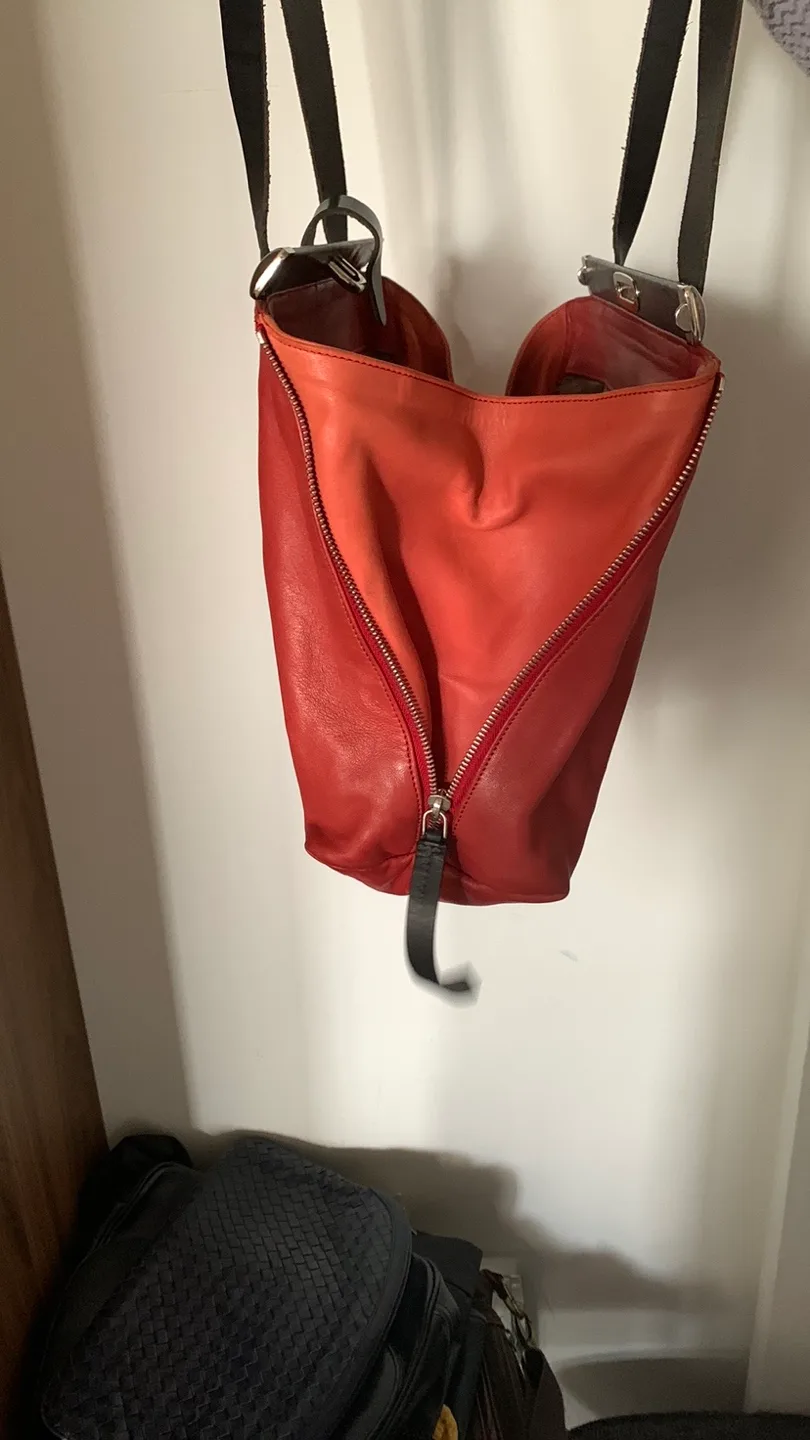 Marni Leather Tote Bag - Red and Black image indicator(9)