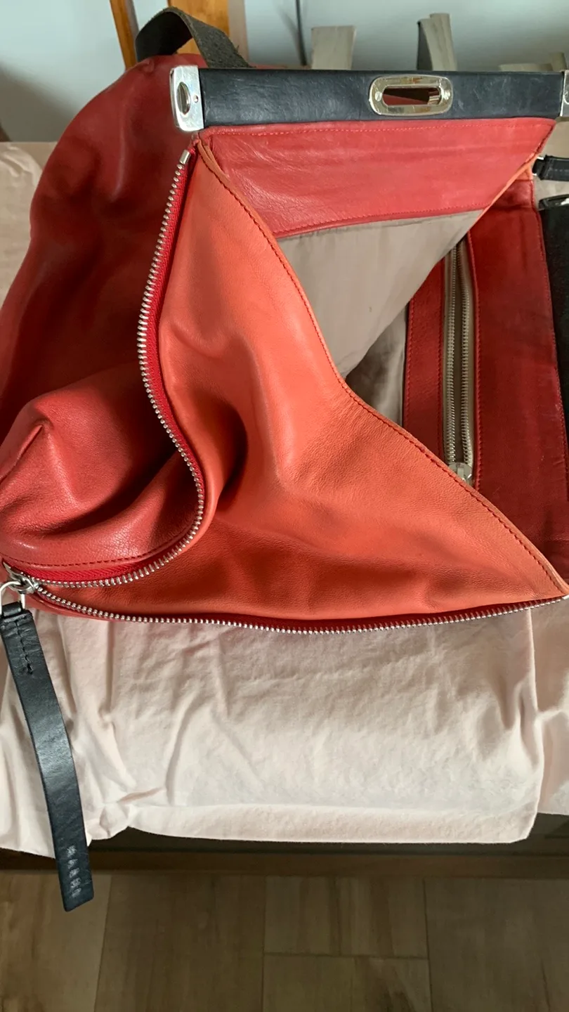 Marni Leather Tote Bag - Red and Black image indicator(4)