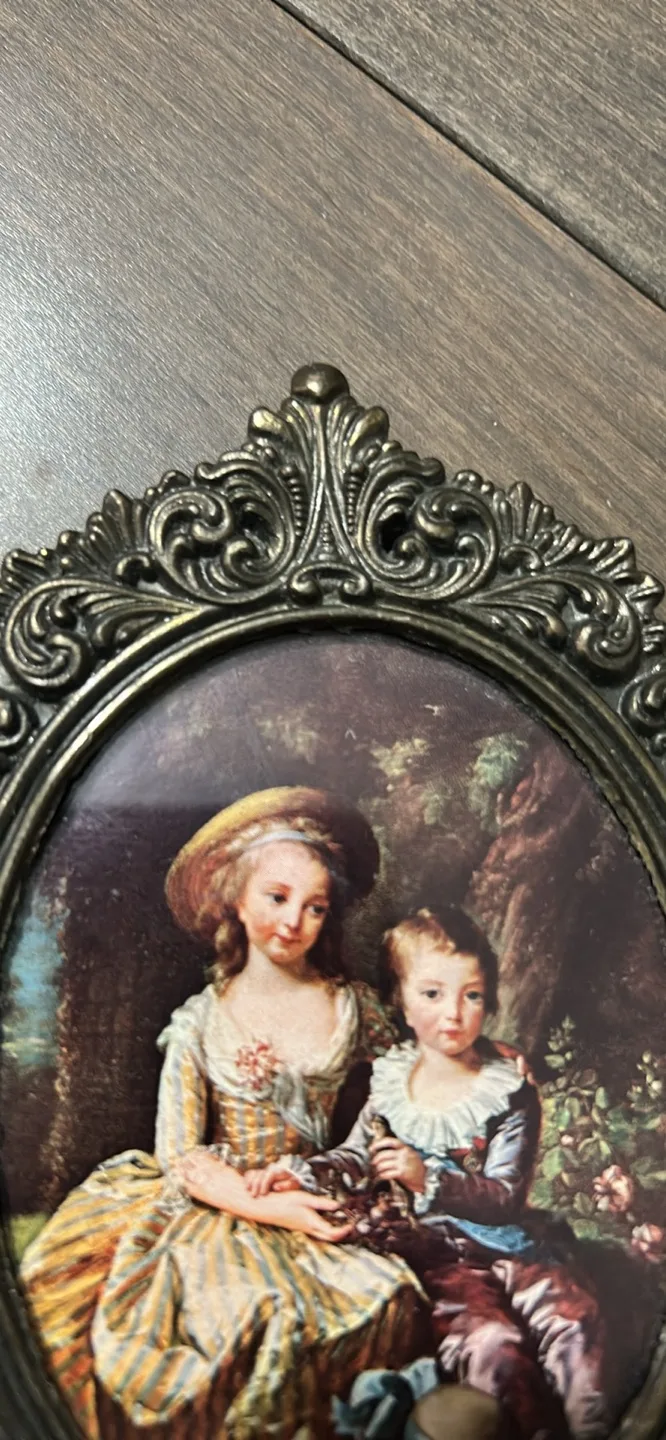 Vintage Oval Frame with Children's Painting thumbnail
