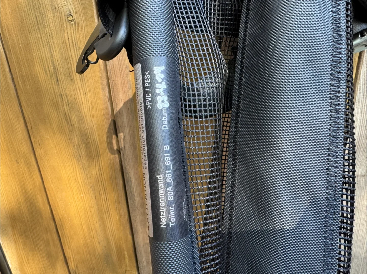 Audi Q5 Cargo Net Partition image indicator(3)