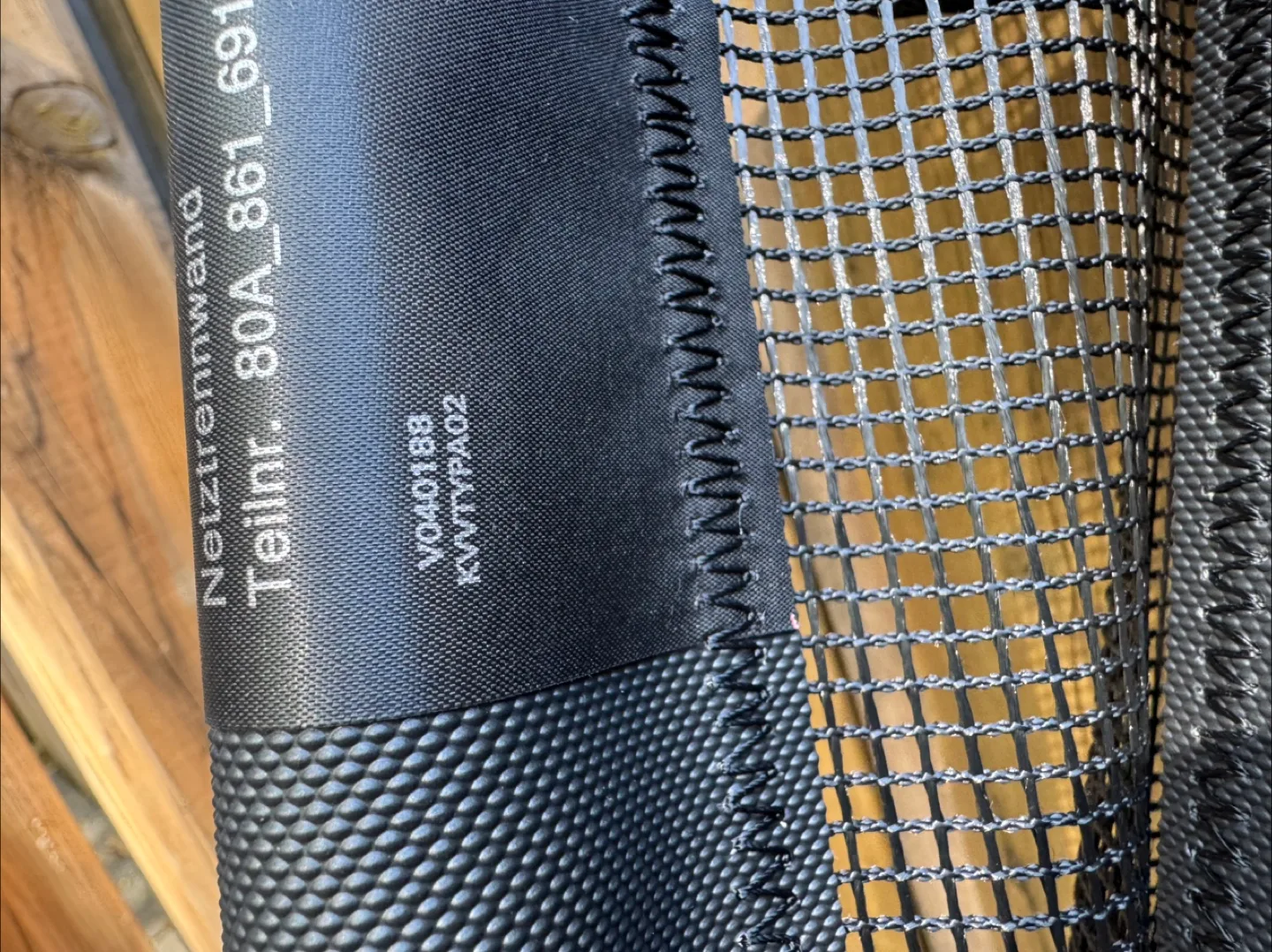 Audi Q5 Cargo Net Partition image indicator(4)