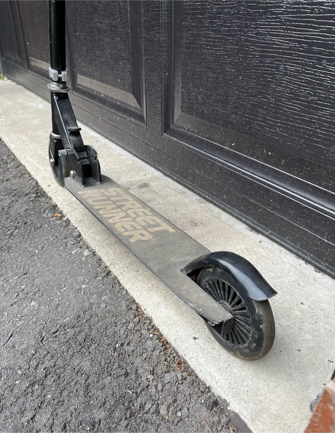 Street Runner Kids Scooter black image indicator(3)