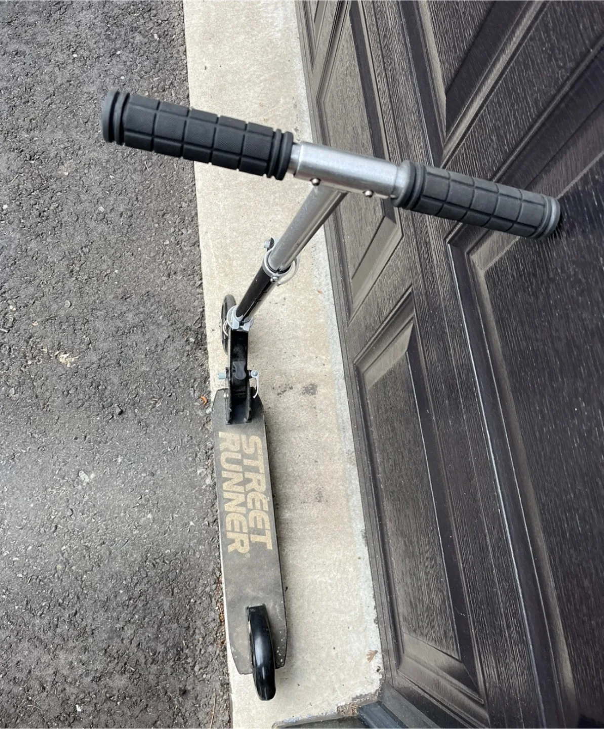 Street Runner Kids Scooter black image indicator(4)