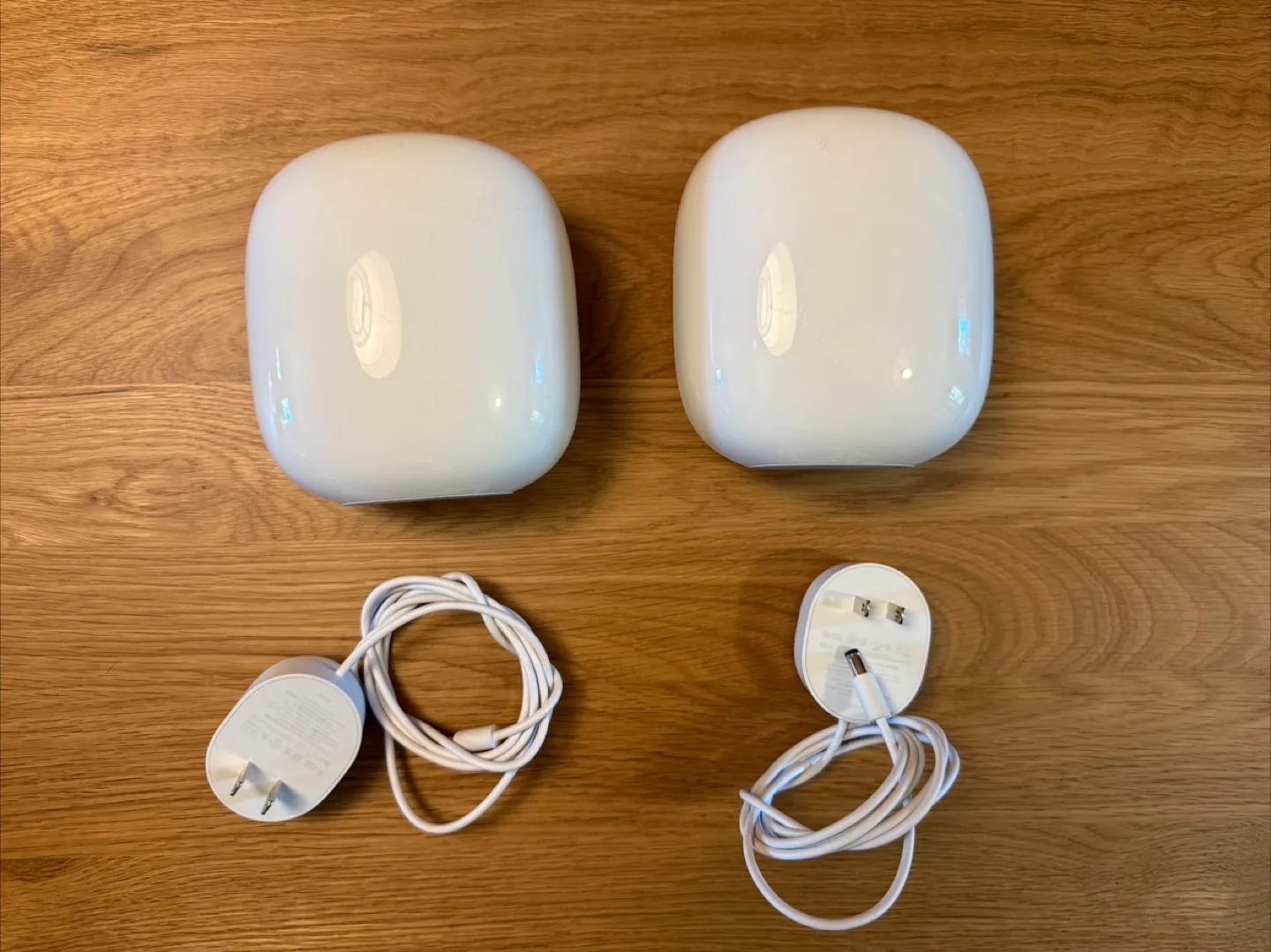 60% off Google Nest Wifi Pro 6e Mesh Router (2-pack) - Snow image indicator(4)