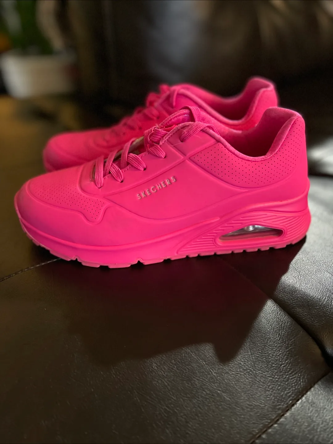Hot Pink Skechers Sneakers - Size 5 image indicator(3)
