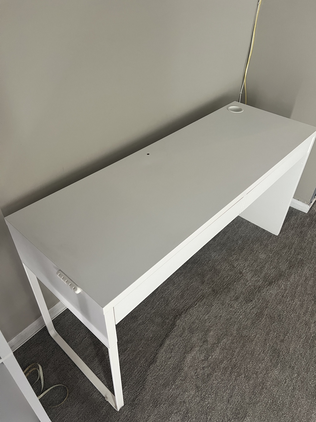 White desk with 2 drawers + functional attachments - photo 4