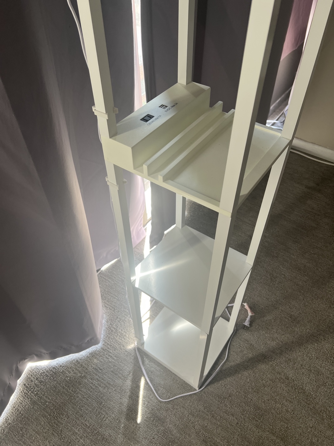 Organizer lamp with 2 USB + 1 standard charging ports - photo 3