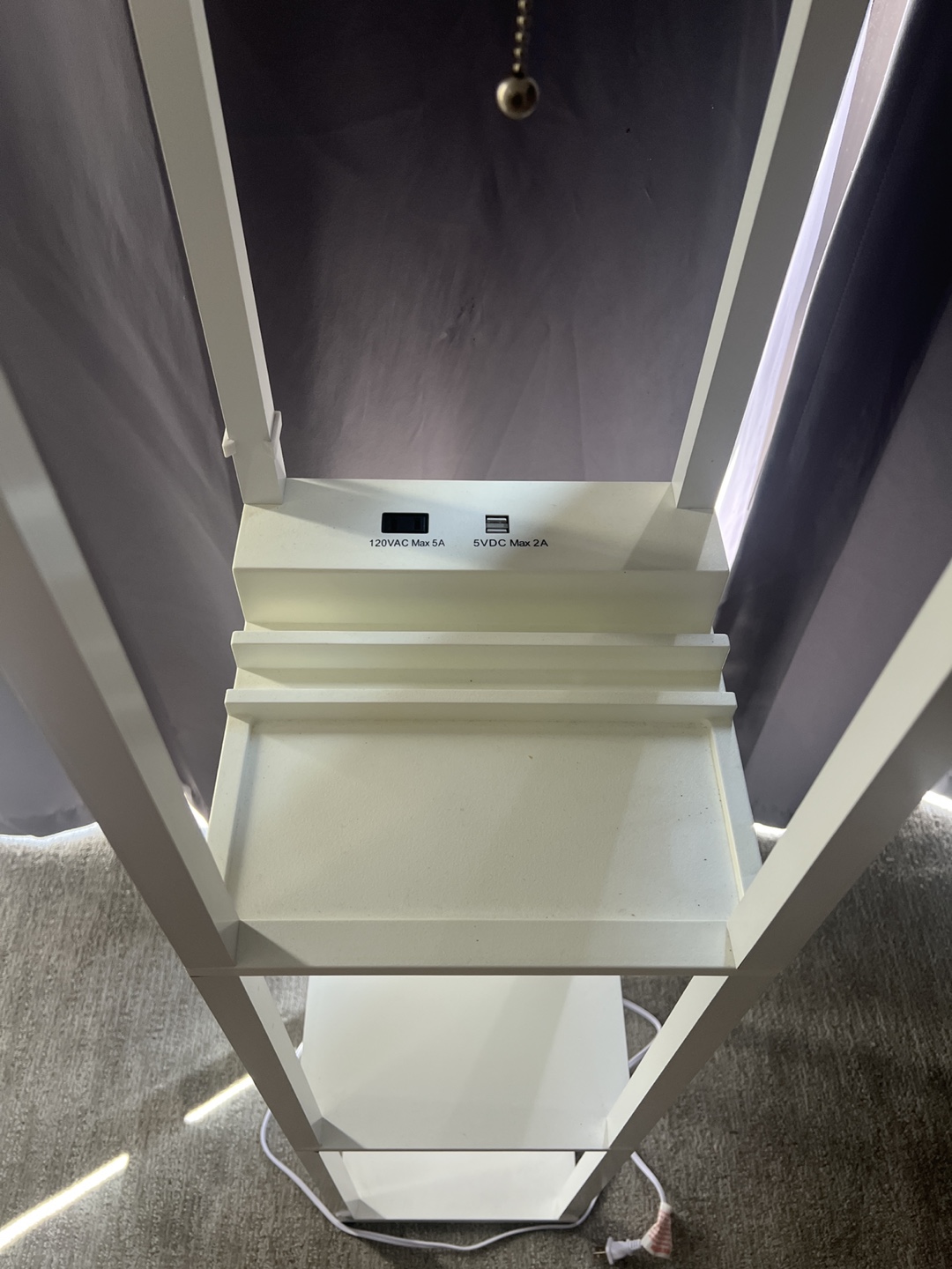 Organizer lamp with 2 USB + 1 standard charging ports - photo 2