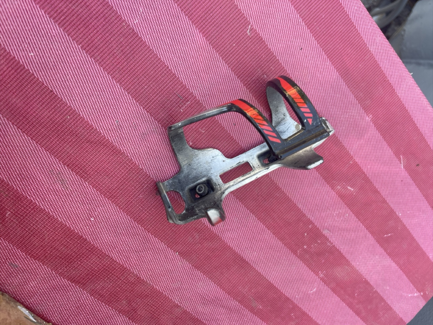 Used Bike Water Bottle Cage - photo 3