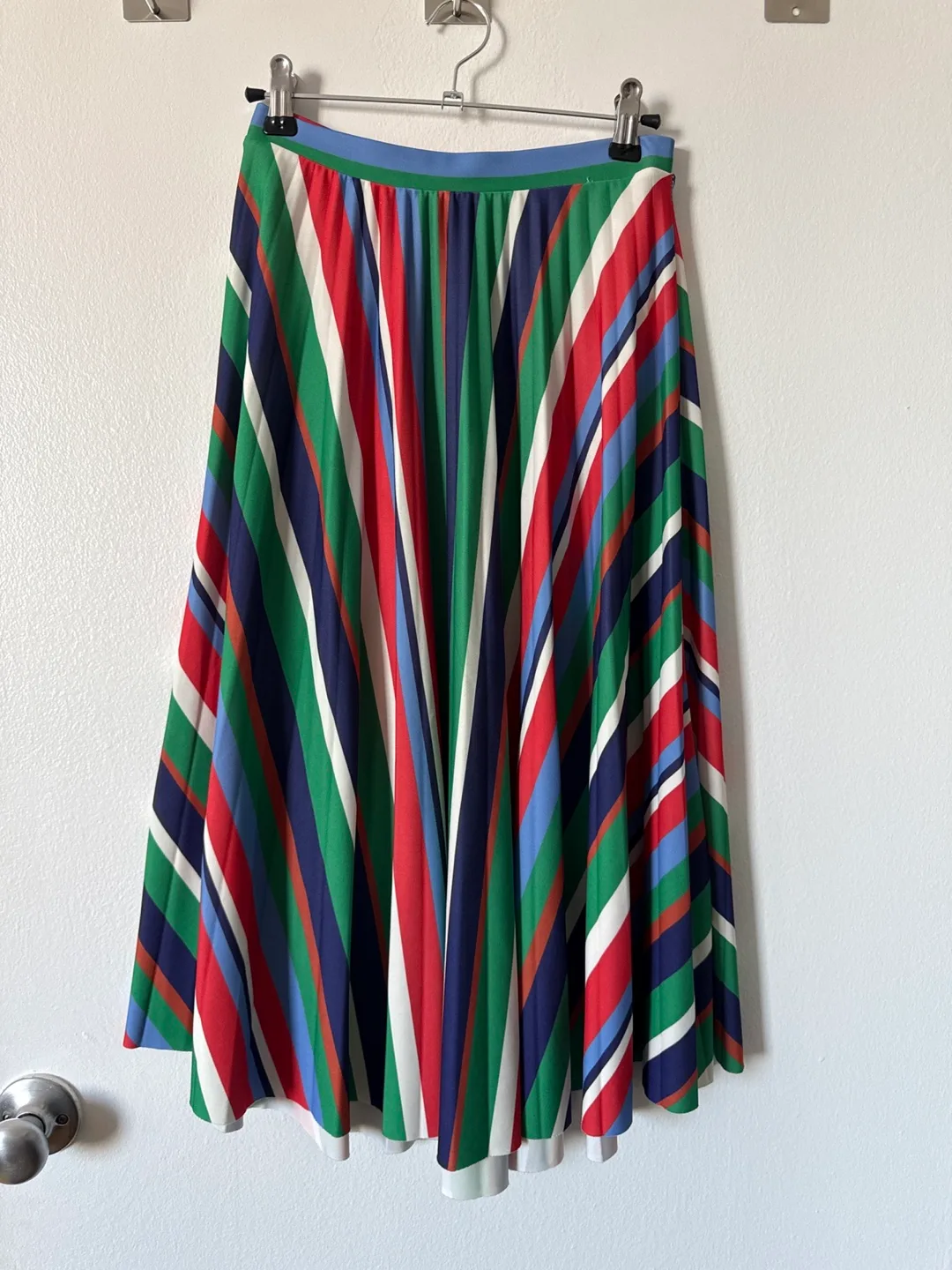 Bershka Colorful Striped Pleated Midi Skirt thumbnail
