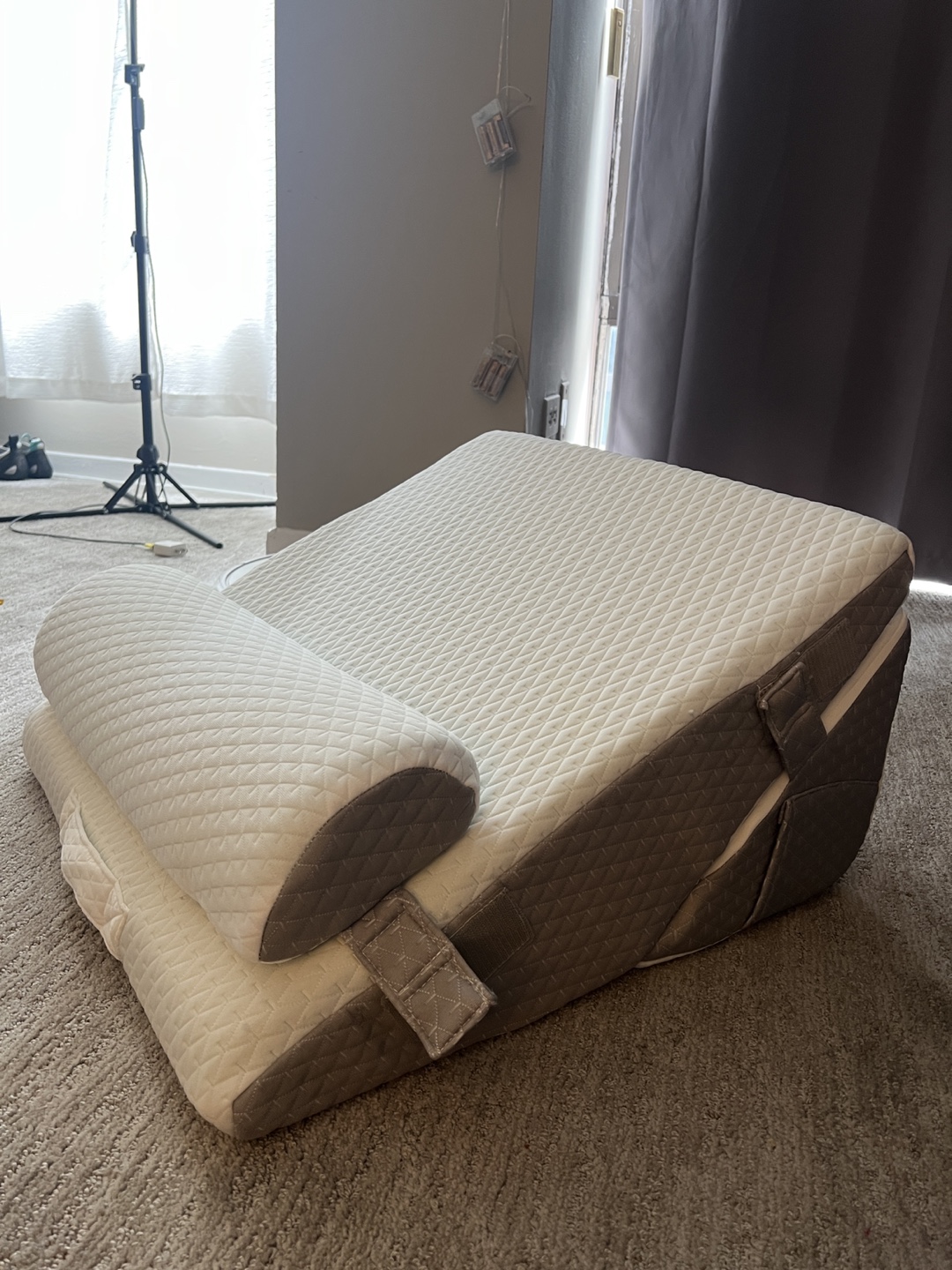Wedge pillow (3-piece set)