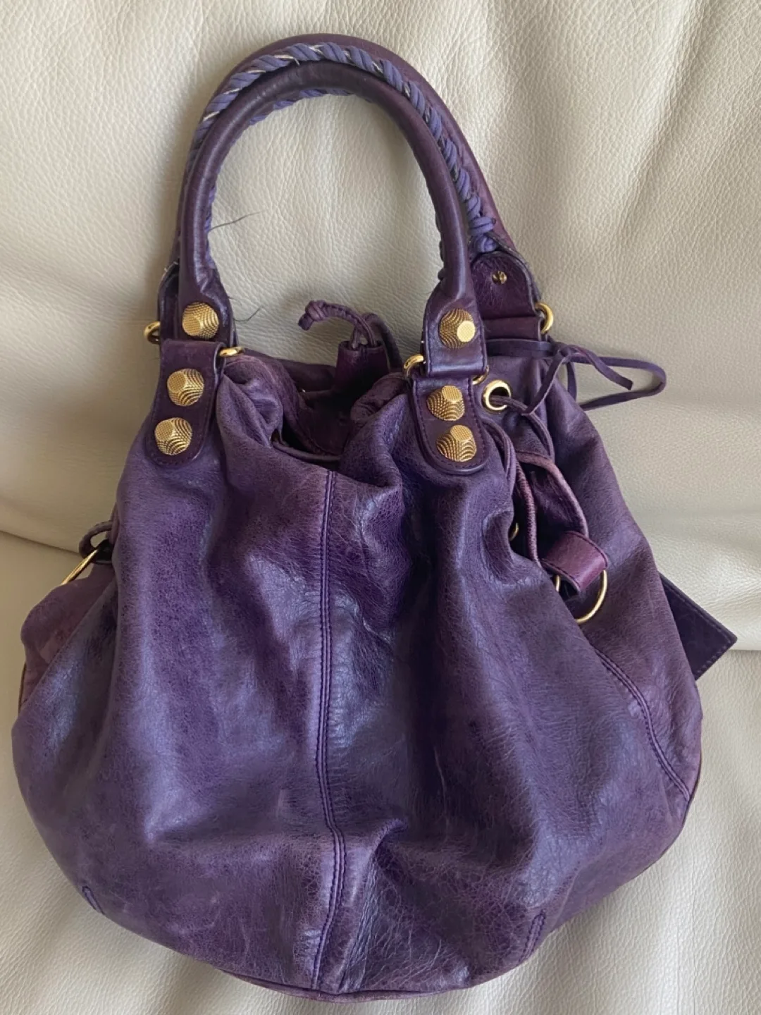 Authentic Balenciaga Giant Pompom Bag image indicator(4)