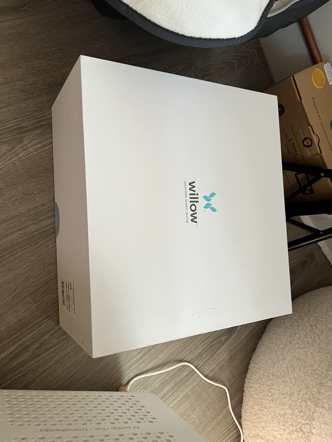 Willow Wearable Breast Pump brand new open box - photo 2