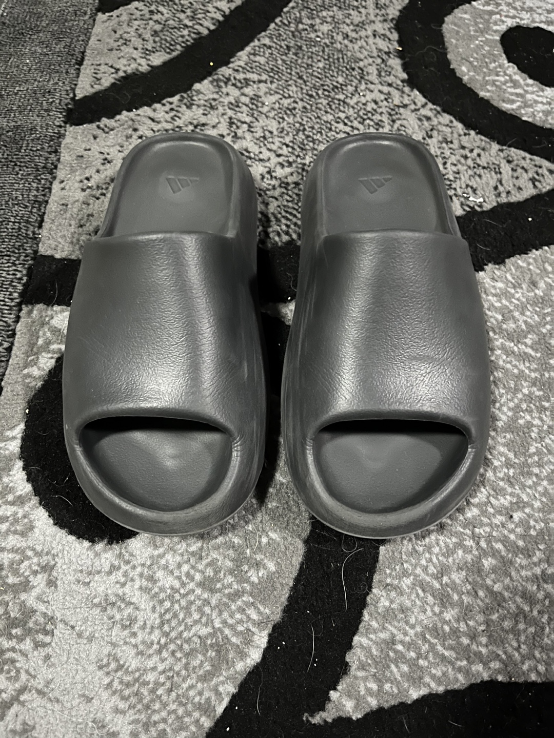 Yeezy Slides Onyx (UA) - photo 2