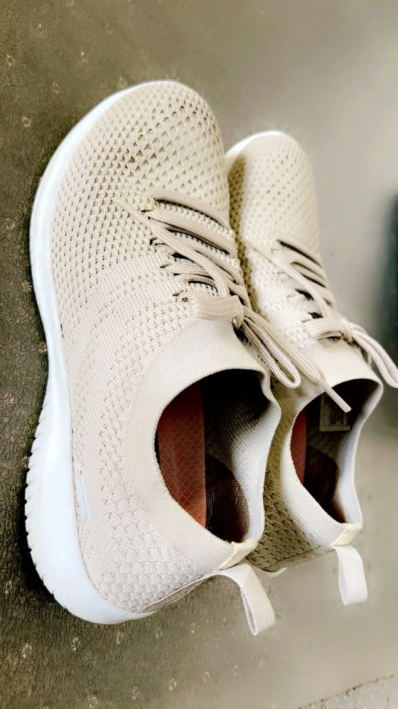 Skechers Women's Knit Sneakers - Size 7 image indicator(3)