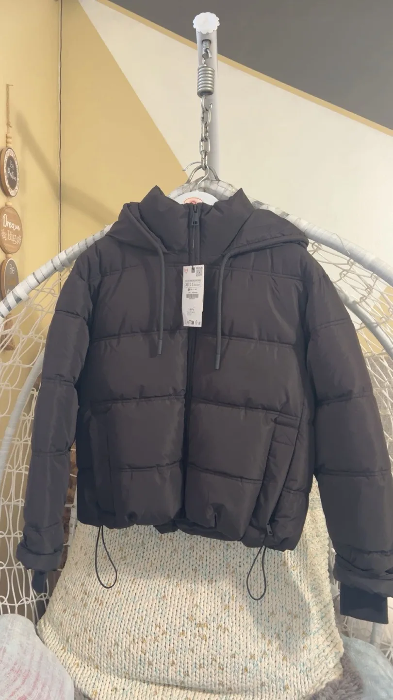 Zara Black Puffer Jacket image indicator(3)