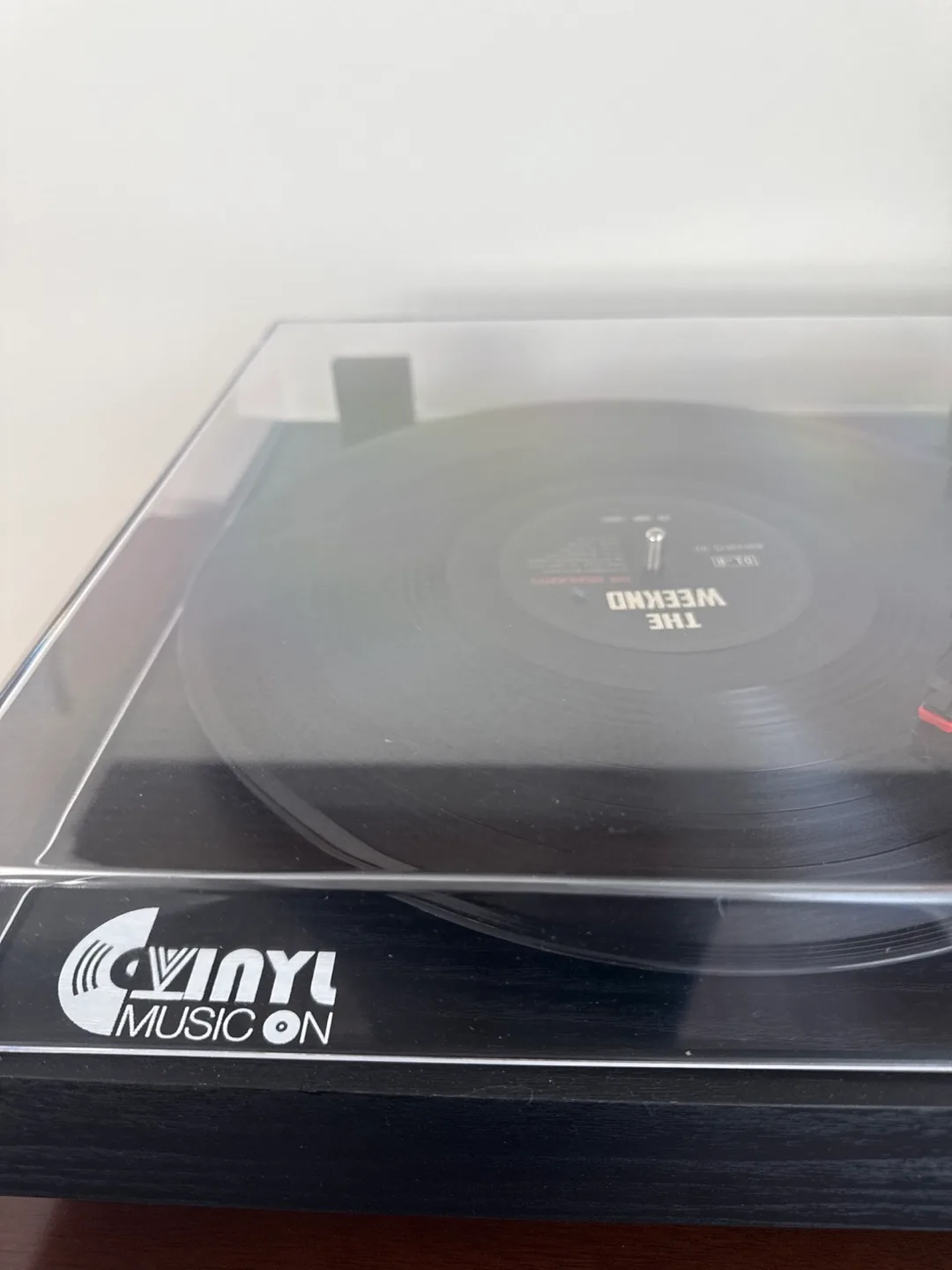 Vinyl Music On Turntable with Dust Cover image indicator(3)