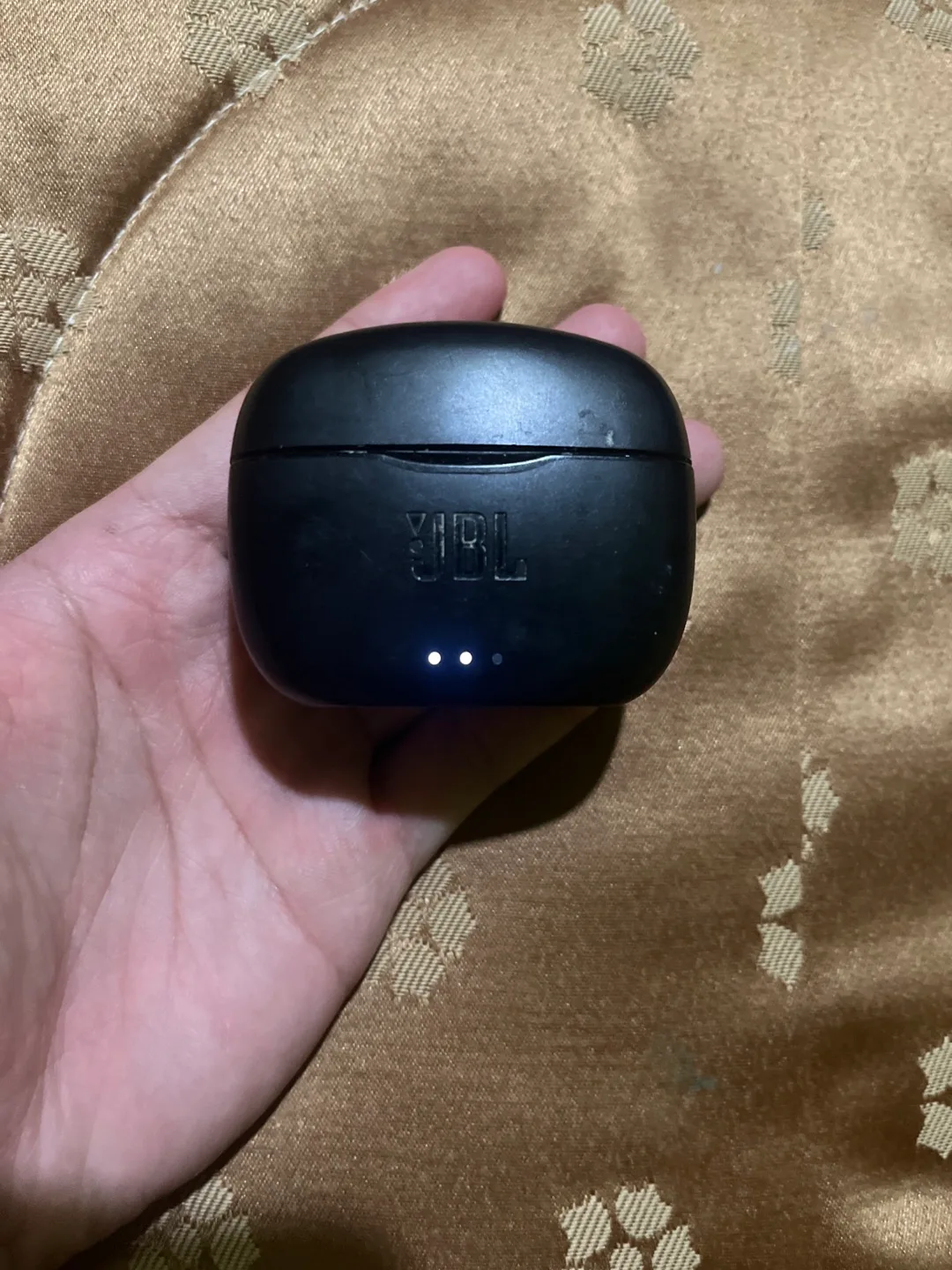 JBL Tune 225TWS True Wireless Earbuds image indicator(2)