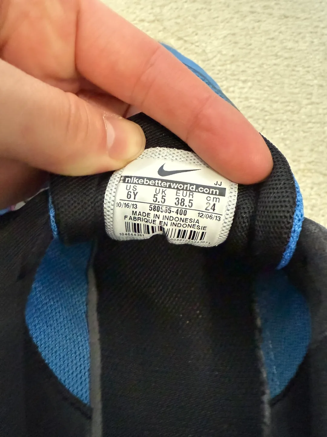 Nike Free Running Shoes [Size 6] image indicator(5)