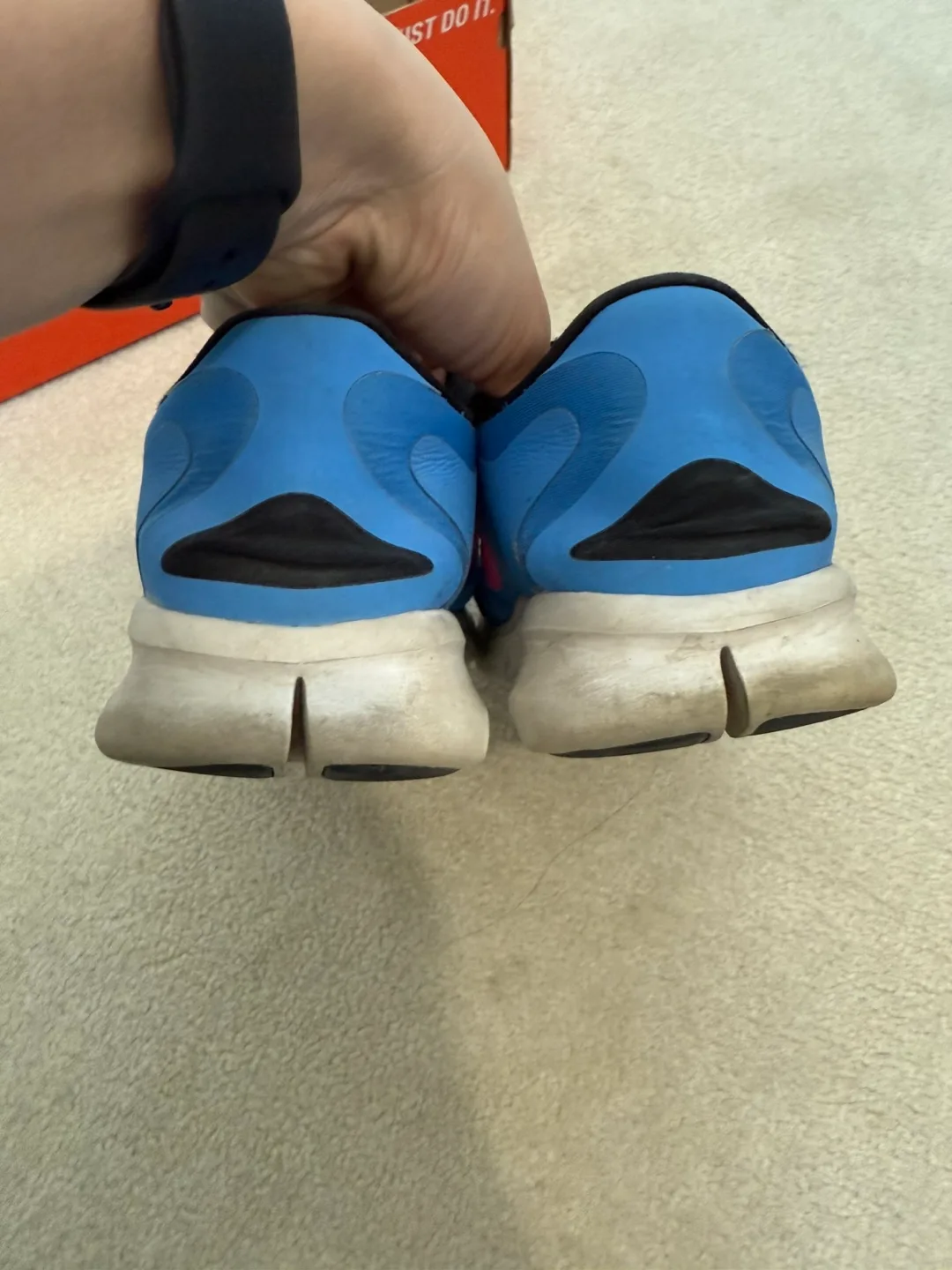 Nike Free Running Shoes [Size 6] image indicator(4)