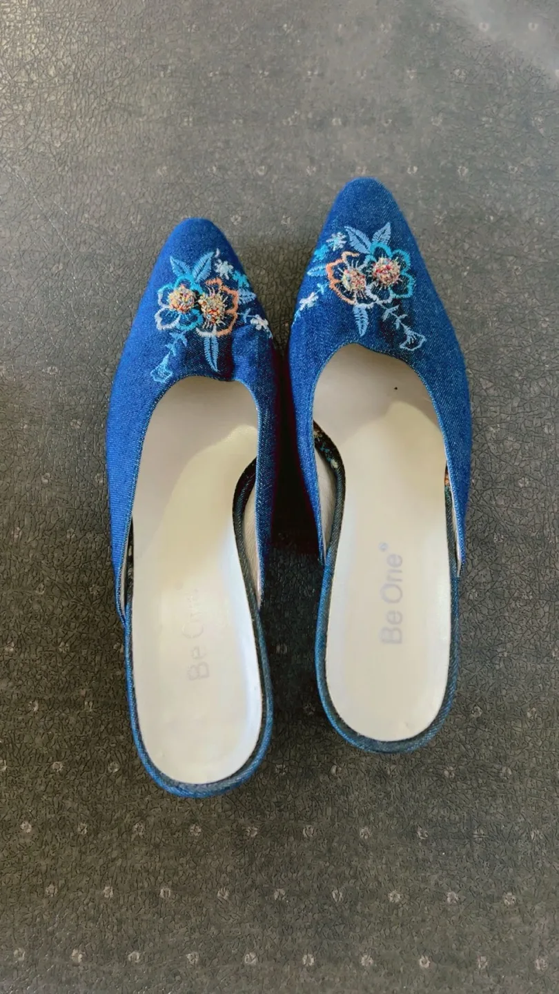Be One Denim Mule Heels with Embroidery FREE (Read description) image indicator(2)